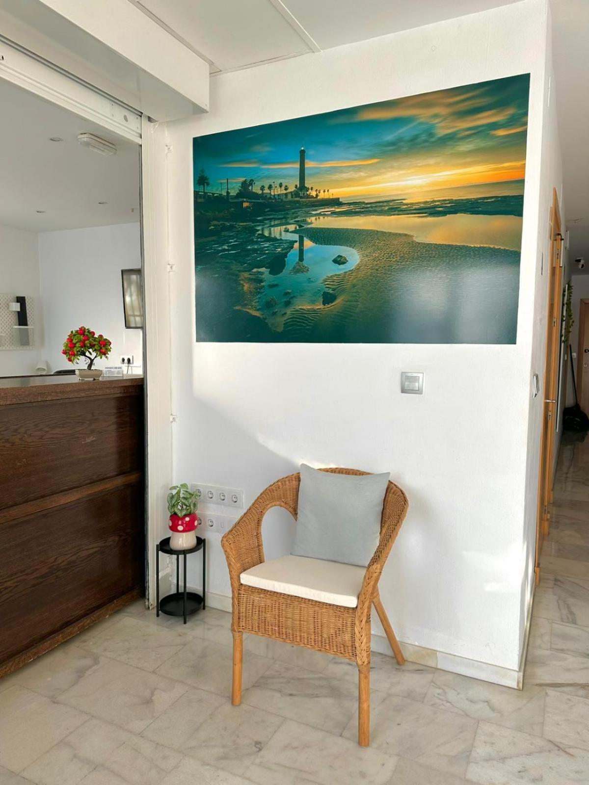 Apartahotel Dona Reyes Chipiona Buitenkant foto